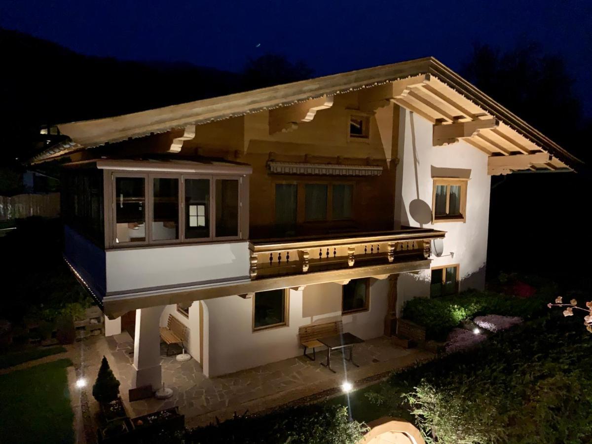 Ferienwohnung An Der Familienabfahrt Бріксен-ім-Тале Екстер'єр фото
